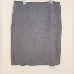 New York & Co (size 16) Gray Stretch Pencil Skirt with slits